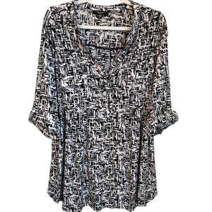 Cocomo Womens Size 3X Stretchy V-Neck 3/4 Roll Tab Sleeve Tunic Top Black White